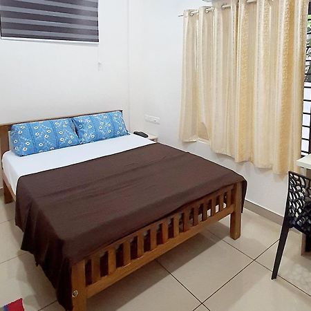 Uthram Residency Villa Kochi ภายนอก รูปภาพ