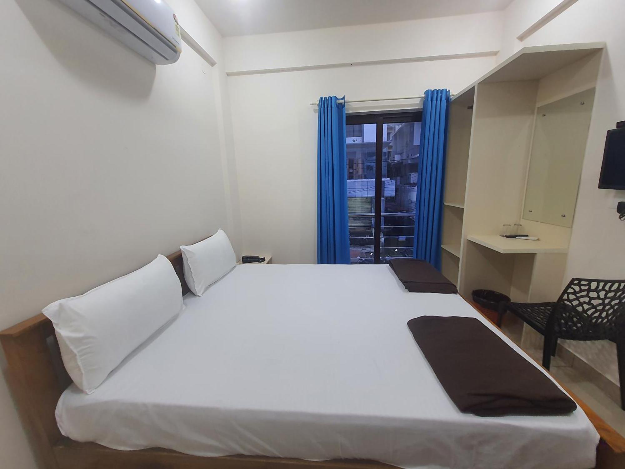 Uthram Residency Villa Kochi ภายนอก รูปภาพ
